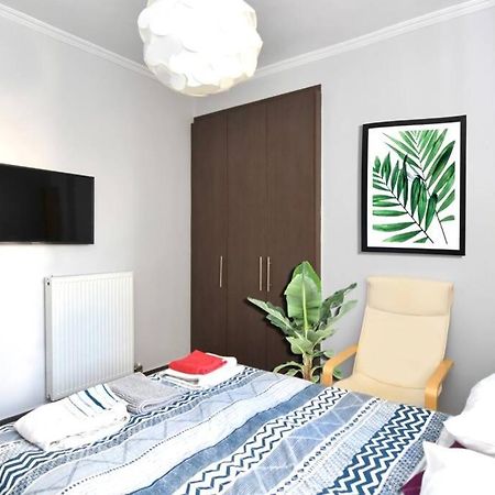 Modern Apartment In The Heart Of The City Larissa Zewnętrze zdjęcie