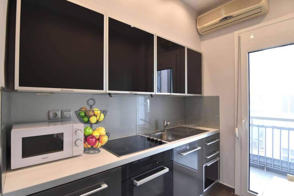 Modern Apartment In The Heart Of The City Larissa Zewnętrze zdjęcie
